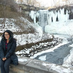 Meet your Posher, Linh